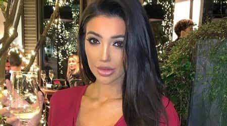 Chloe Khan: Bio, Height, Weight, Age, Measurements.